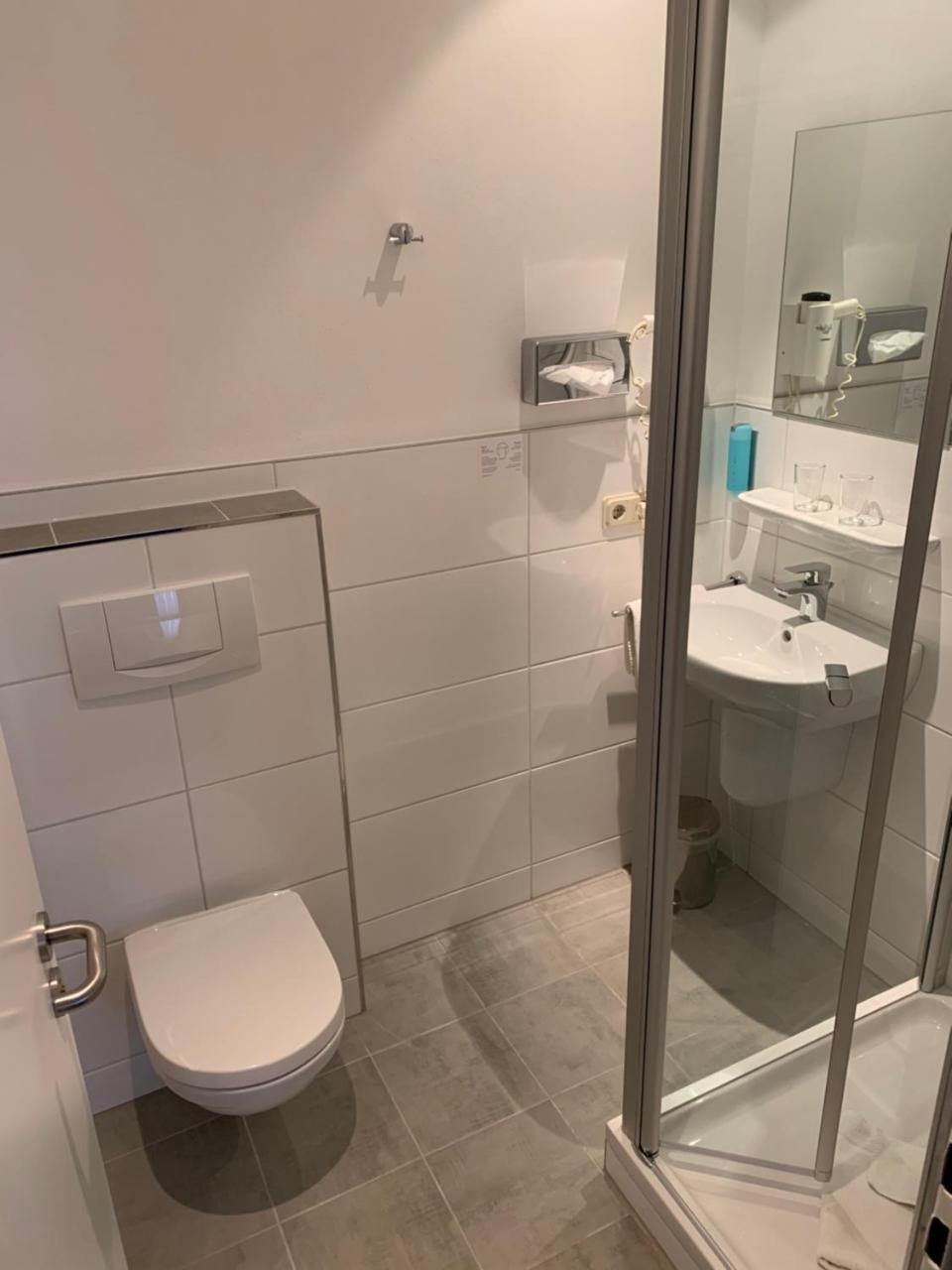 Hotel Well Garni Wittlich Bagian luar foto
